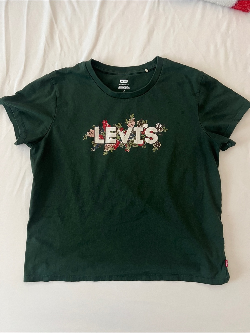 Levi's Women's Perfect Tee Floral Logo Graphic T-Shirt Green Short Sleeve Small